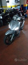 Piaggio Beverly 350