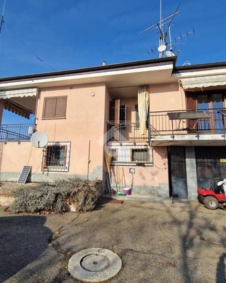CASA SEMINDIPENDENTE A DUSINO SAN MICHELE