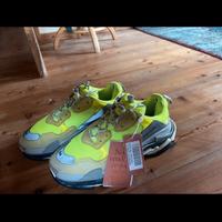 Triple S Balenciaga verificate originali
