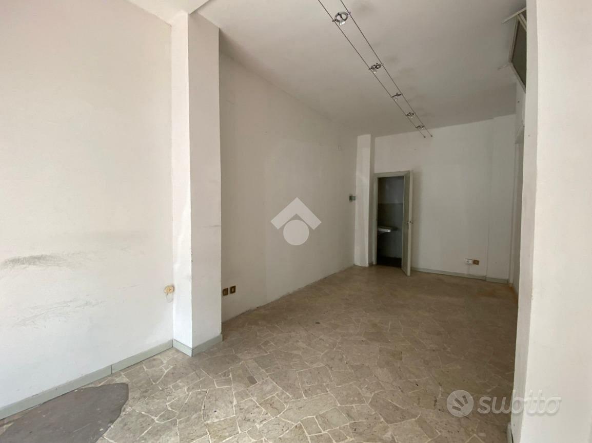 NEGOZIO A FIRENZE - Altro