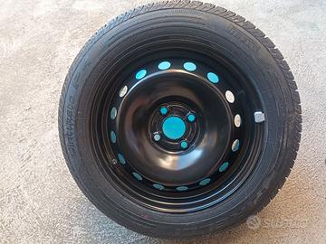 Cerchio con gomma 175/65 r15