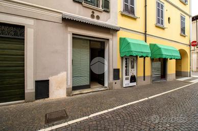 NEGOZIO A SONCINO