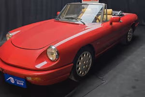 Alfa Romeo Spider 2.0i