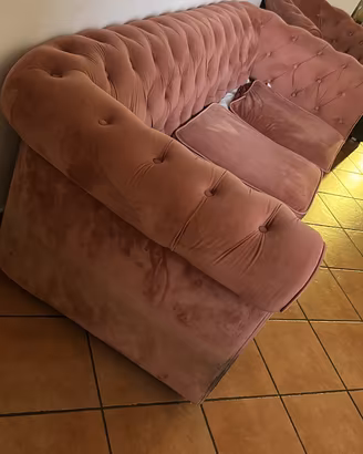 Divano e poltrona stile chester