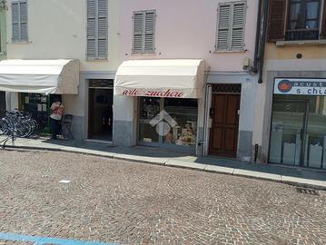 NEGOZIO A PARMA