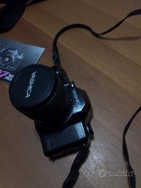 Fotocamera reflex analogica yaschica 107