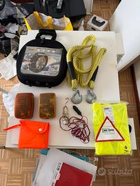 Kit vari accessori auto come fa foto