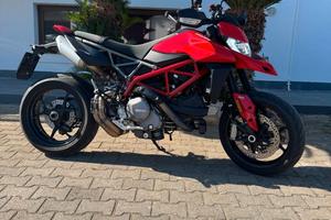 Ducati Hypermotard 950