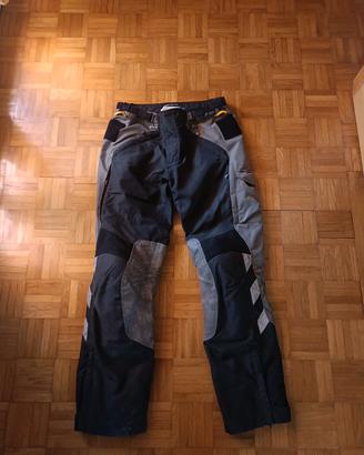 Pantaloni e guanti BMW rellye
