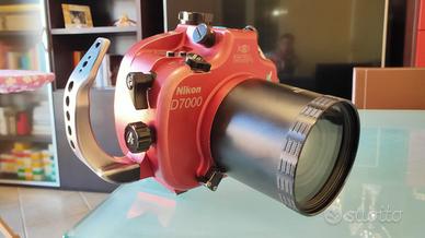 custodia subacquea per NIKON D7000 ISOTECNIC