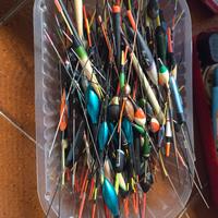 Materiale vario per pesca 