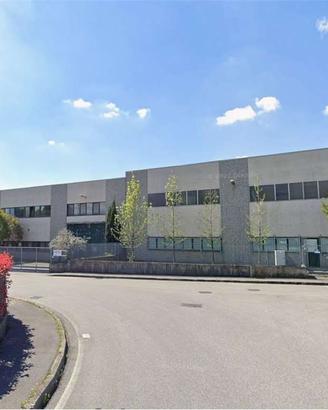 Capannone a Trezzano Rosa
