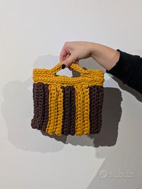 Borsa a uncinetto