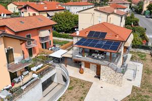 BIFAMILIARE A MEZZANE DI SOTTO