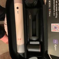 Dyson ayewrap NUOVO mai usato