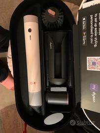 Dyson ayewrap NUOVO mai usato