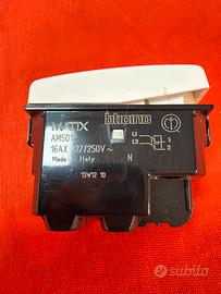 Invertitore bticino am5012 matix