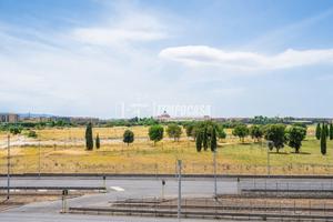 TRILOCALE 100 MQ CON DUE BALCONI