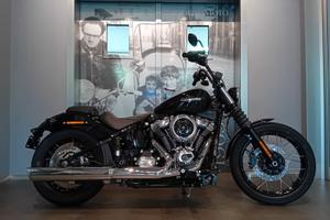 Harley-davidson Softail Street Bob 26