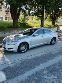 Jaguar XF Premium Luxury 2700 TD