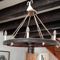 Coppia di lampadari ruota di carro Cowntry