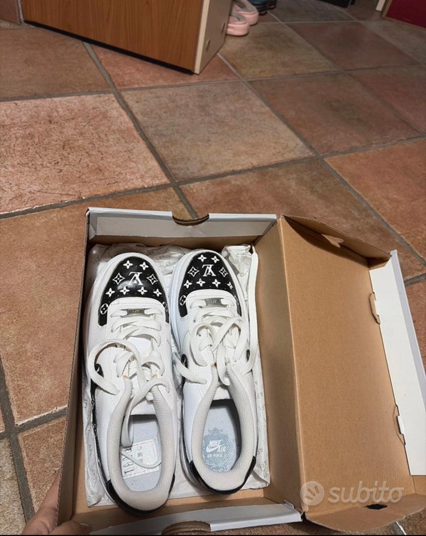 Air force caraterizzate da scritta Louis Vuitton - Abbigliamento e ...