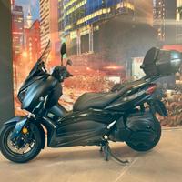 Yamaha X-Max 400