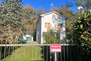 Casolare in campagna con terreno