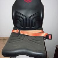 Sedile per escavatore YANMAR SV-18 - NUOVO, MAI UT