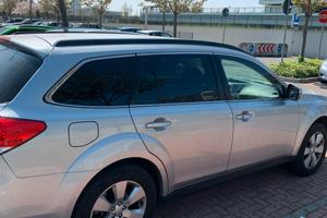 Subaru Outback 2.5 Bi-fuel Exclusive 167cv