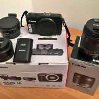 Canon eos m con ottiche e accessori