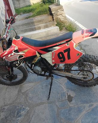 HM cre 50 1998
