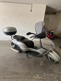 Scooter YAMAHA MBK 300