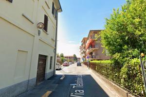 Camera SINGOLA in TRILOCALE con TERRAZZO