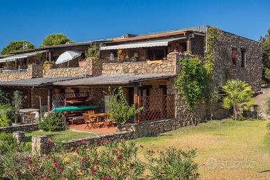 Residence Ira - Frontemare - Porto Rotondo (Olbia)