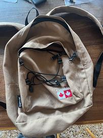 Zaietto Canadian