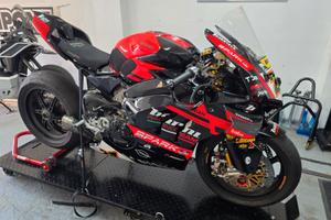 Ducati Panigale R