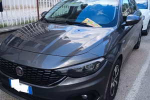 Fiat tipo 1.6 lounge 5 porte