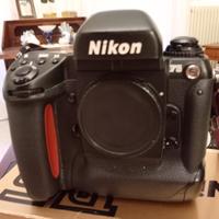 NIKON F5