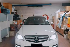 Mercedes Benz C220