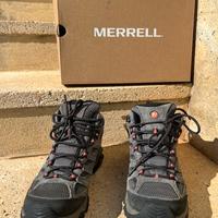 scarponi da trekking