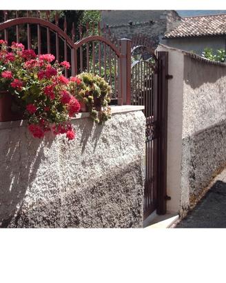 Abitazione singola/ casa vacanze valle del salto