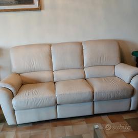 divano in pelle Beje