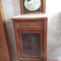 Comodino antico