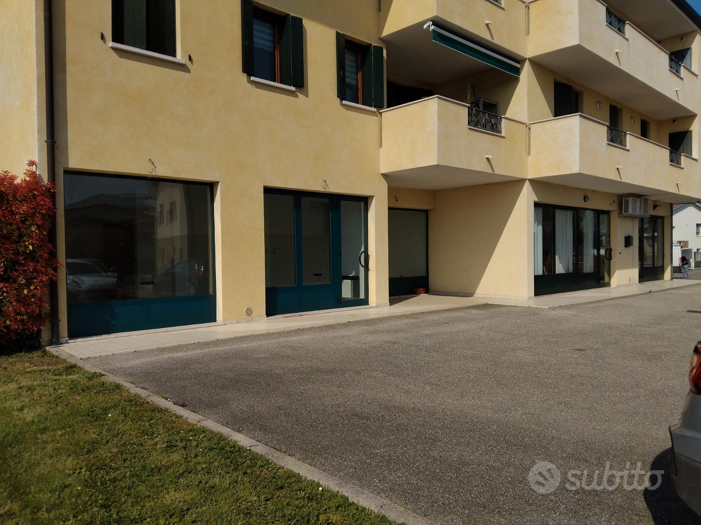 Local commercial, 80 m²