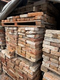 Mattoni/pietre