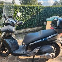 Kymco People GTi 300i
