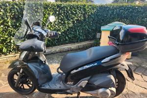 Kymco People GTi 300i
