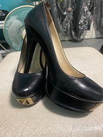 Decolte Fendi