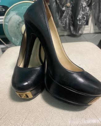 Decolte Fendi